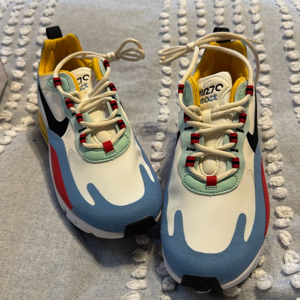 New In Box! Nike 270 React - image 5